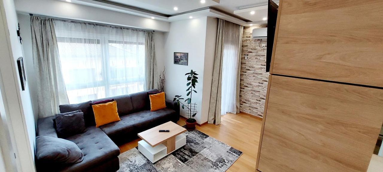 Extra Apartman City Centre บันยาลูกา ภายนอก รูปภาพ